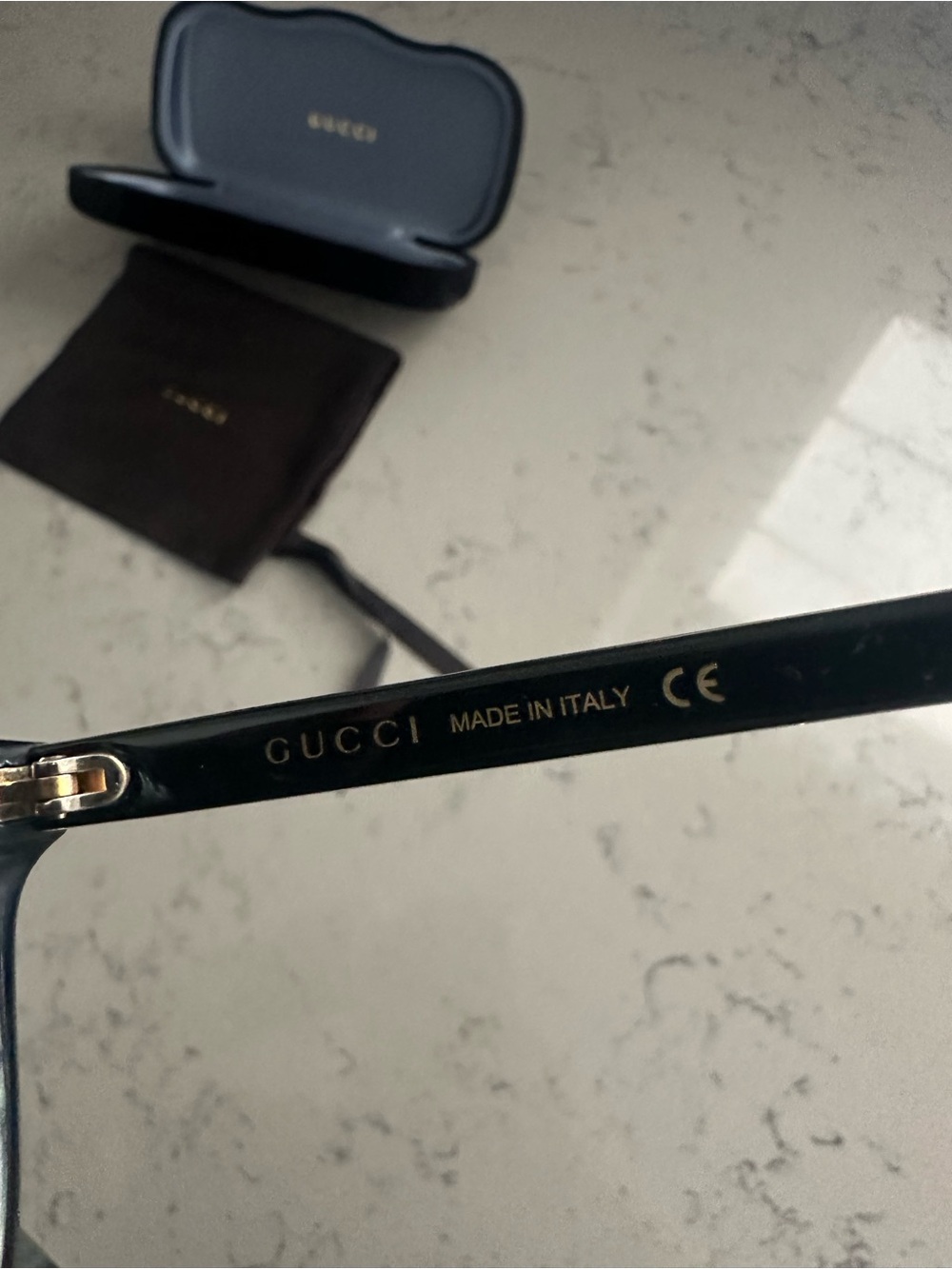 Gucci Men’s Black Sunglasses with Gold and Red-Green Stripe Accents - Picture 3 of 8